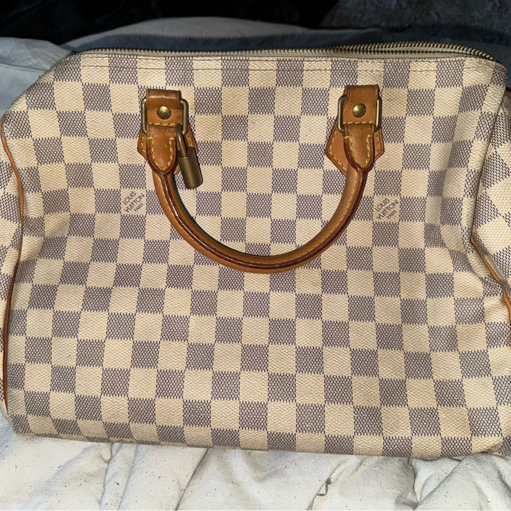 AUTHETIC Louis Vuitton Speedy 30 in Damier Azur VERY USED condition